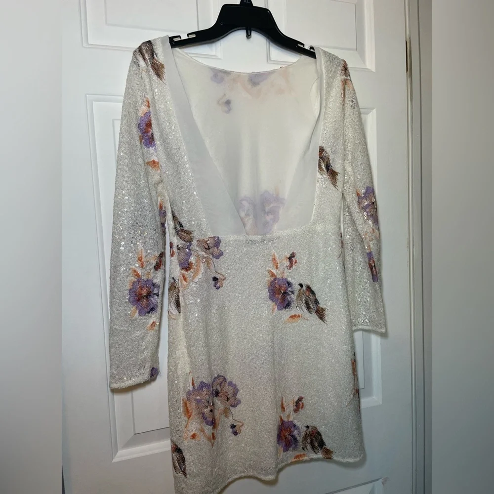 Zara Sequin & Embroidered Floral Mini Dress SMALL Backless Iridescent Ethereal - Picture 5 of 12